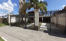 Hospedate en nuestro hogar y disfruta unas lindas vacaciones en Termas de Rio Hondo